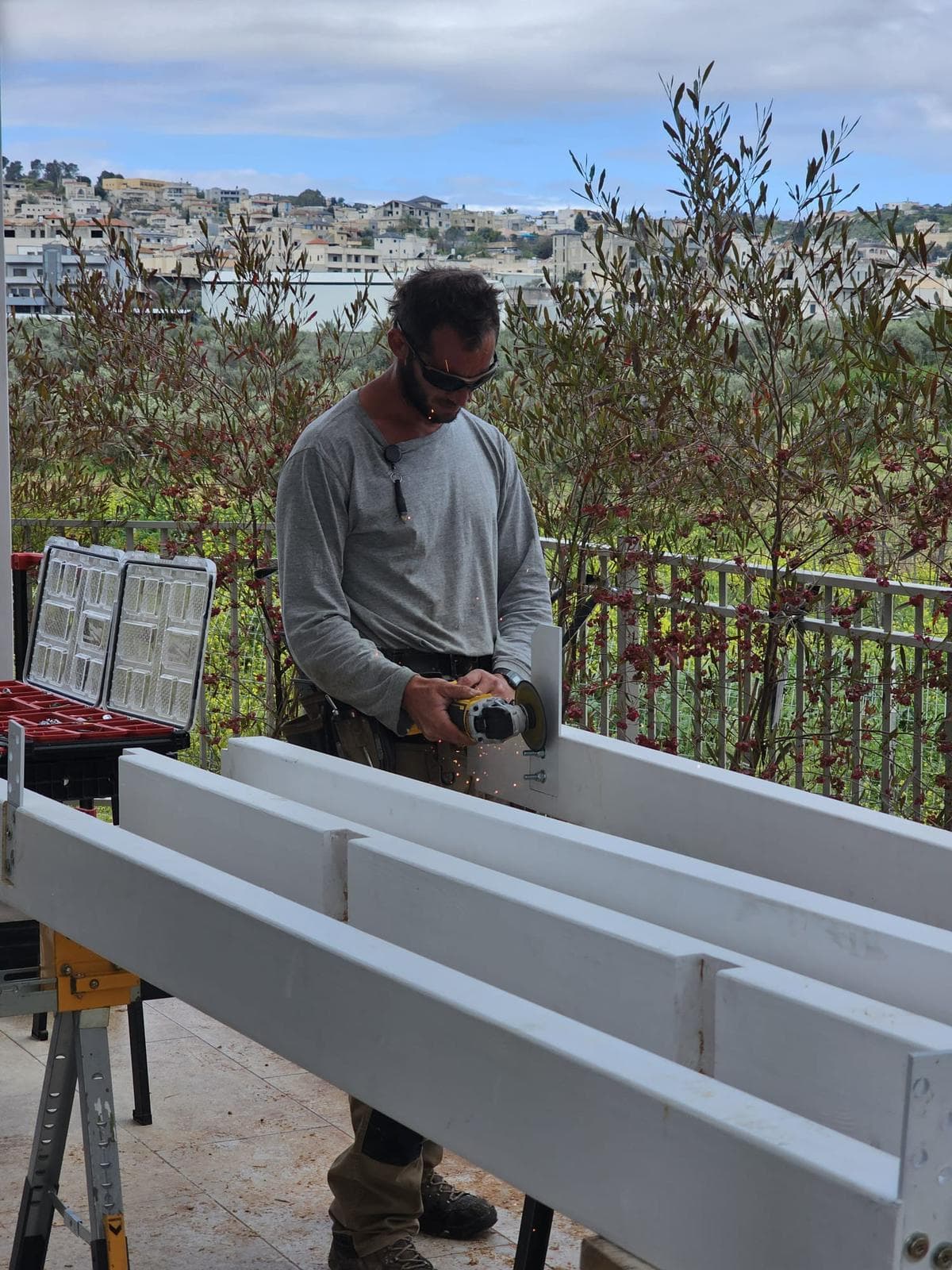 עבודת מתכת לפרגולה